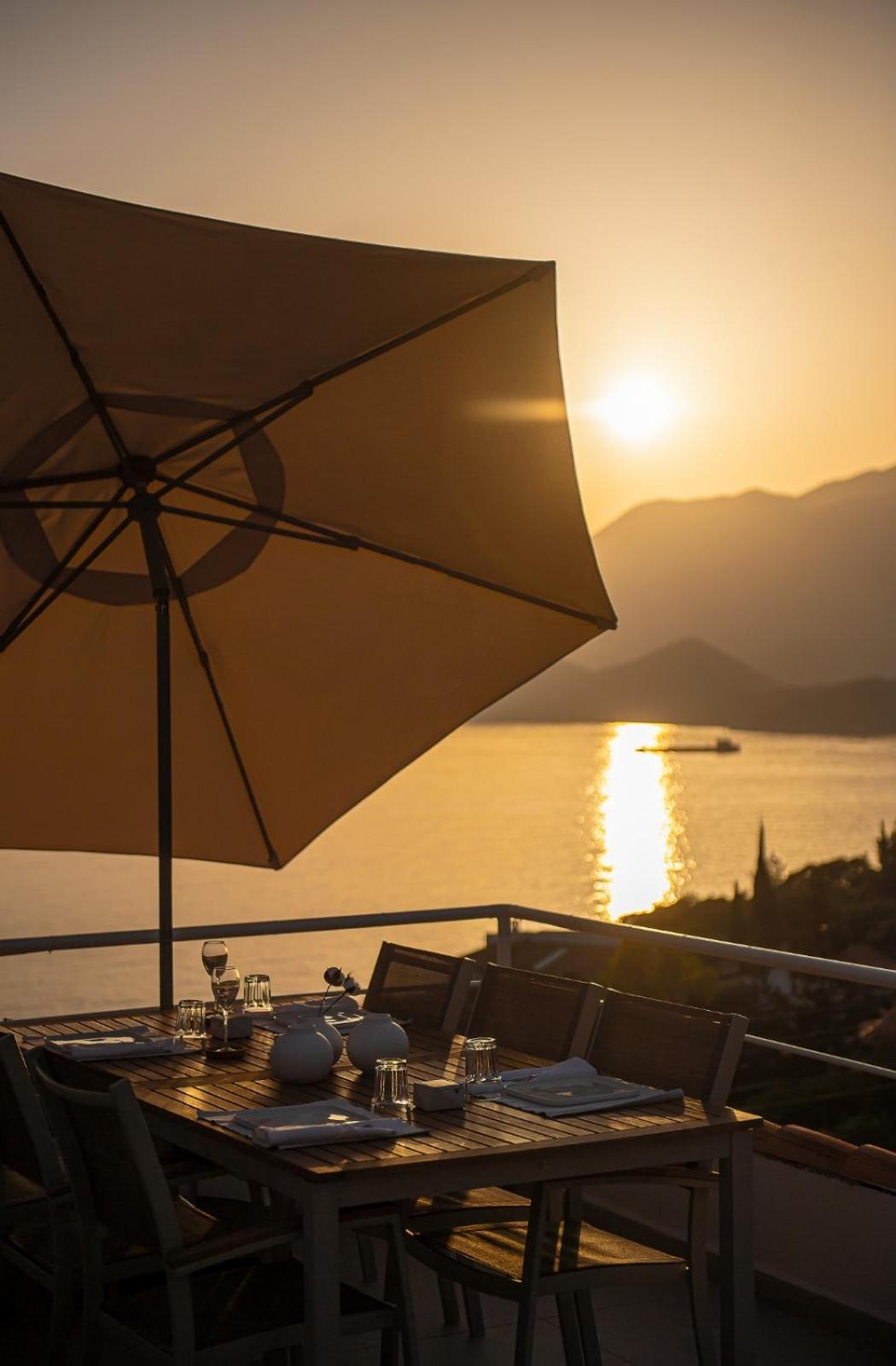 Kale Suites, Heated Pool In Winter, Adults Only Kas Exterior foto